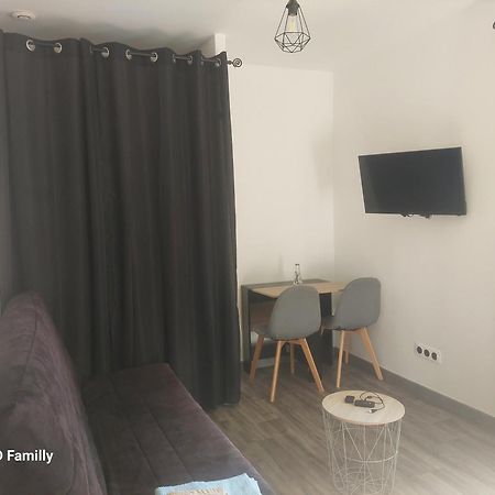 Appartement T2 Meuble - Entree Independante La Boissière-des-Landes Zewnętrze zdjęcie