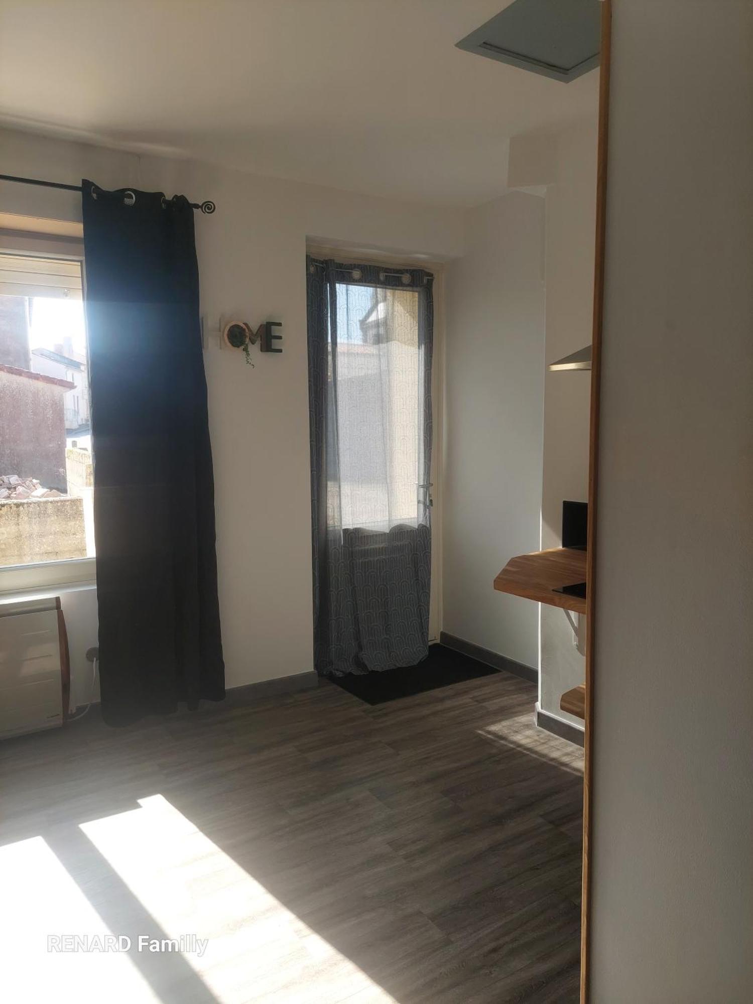 Appartement T2 Meuble - Entree Independante La Boissière-des-Landes Zewnętrze zdjęcie